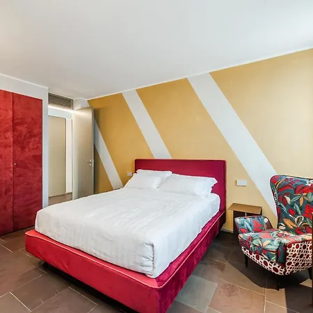 Idi Di Maggio Casangiorgio104apartments Medesano